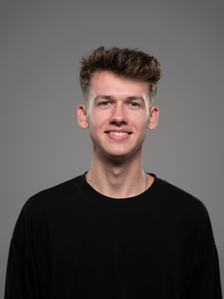 Никита Зубков