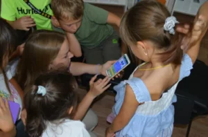 Цифрландырылған орта өскелең ұрпақ үшін қаншалықты қауіпті болуы мүмкін